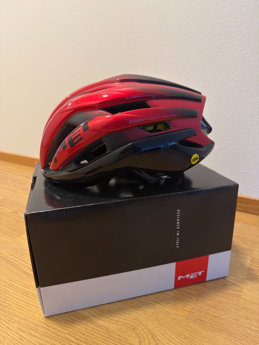 Met Trenta Mips -pyöräilykypärä