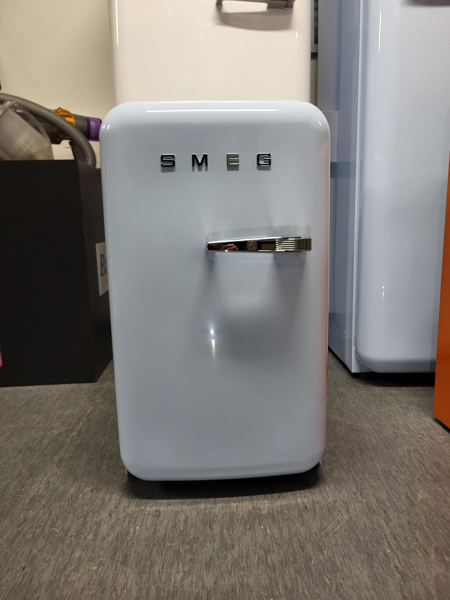 Smeg FAB5LPB5 -retrojääkaappi, sininen